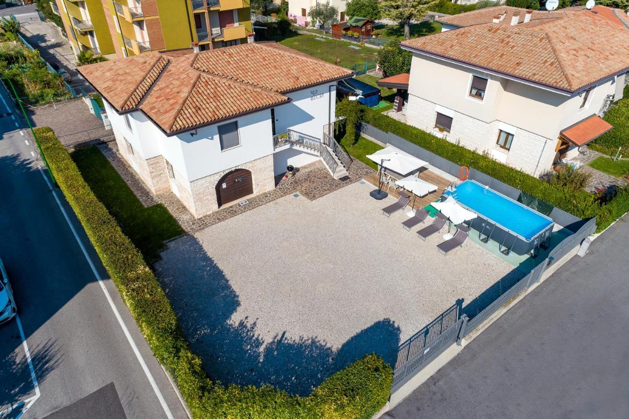 Villa Azdora Peschiera del Garda Exterior photo